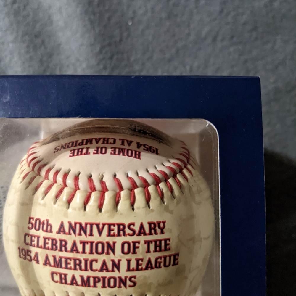 VTG Cleveland Indians 1954 American League Champions  Baseball In‎ Case 50th... - Picture 5 of 6